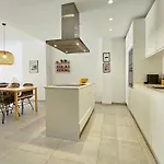 Apartment Maestranza Oasis By Lica Homes