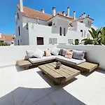 Maestranza Oasis By Lica Homes Марбелья